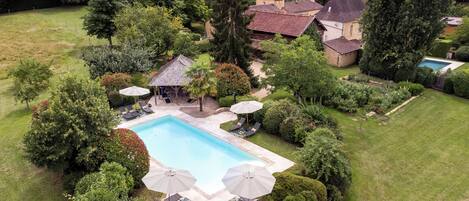 Piscine extérieure, piscine chauffée