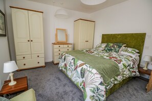 2 多间卧室、特色装修、特色家居、免费 WiFi