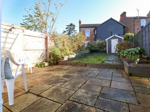 Cottage | Property grounds