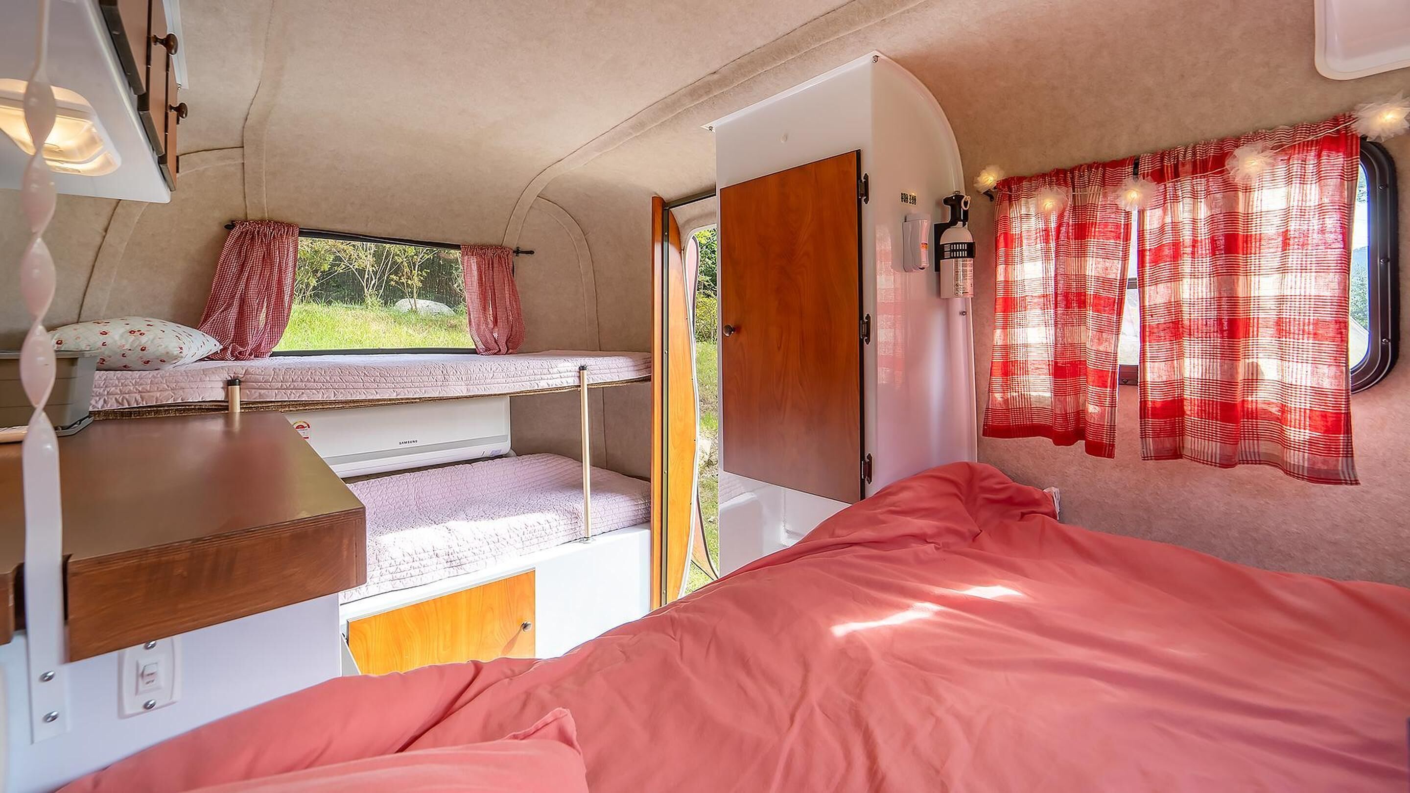 Basic Room, 1 Bedroom (Caravan Lavender pink) | 1 bedroom, free WiFi