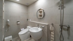Basic Room, 1 Bedroom (Private Dochae house stay) | 1 bedroom, free WiFi - Geumsan Lalaland Caravan (Geumsan)