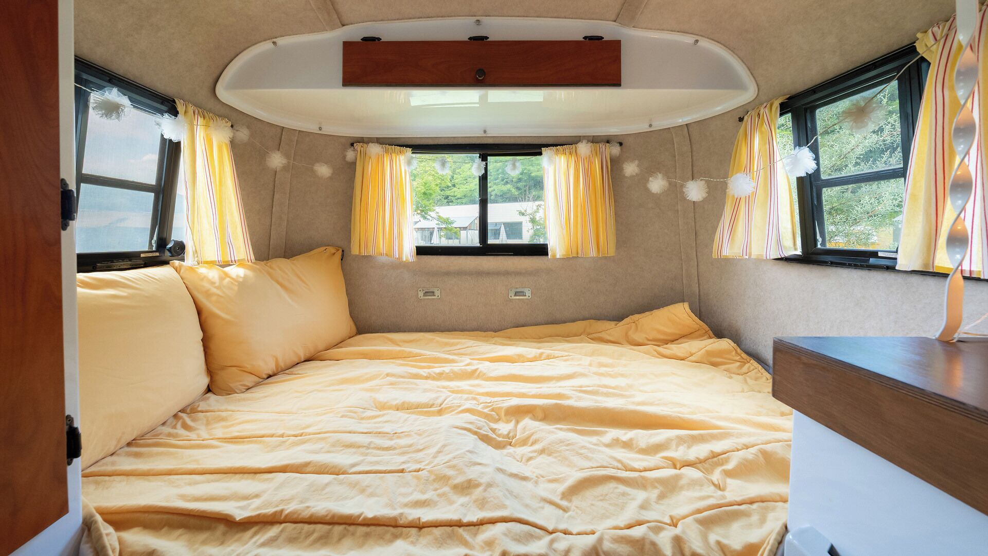 Basic Room, 1 Bedroom (Caravan Baby yellow) | 1 bedroom, free WiFi