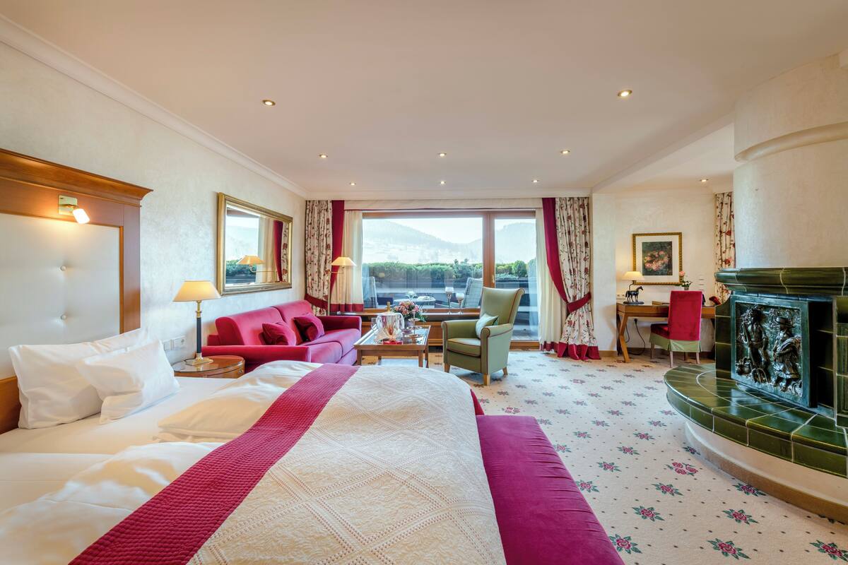 Apartment (Rotunda Ellbachtal) | Premium bedding, down comforters, minibar, in-room safe