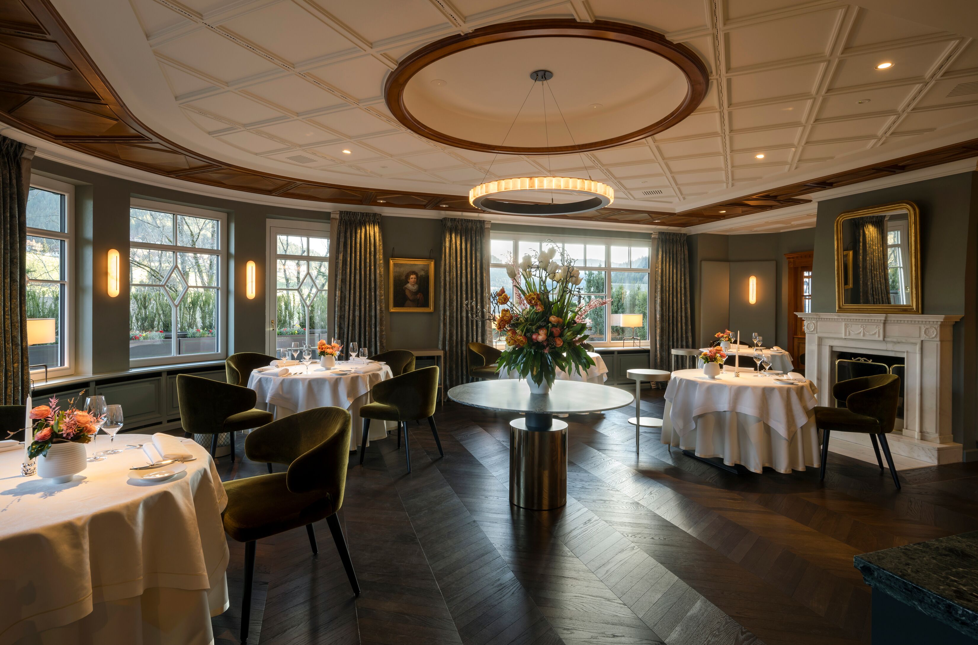 11 Restaurants; Frühstück, Mittagessen und Abendessen werden serviert