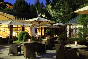 11 restaurants; breakfast, lunch and dinner served  - Hotel Bareiss (Baiersbronn)