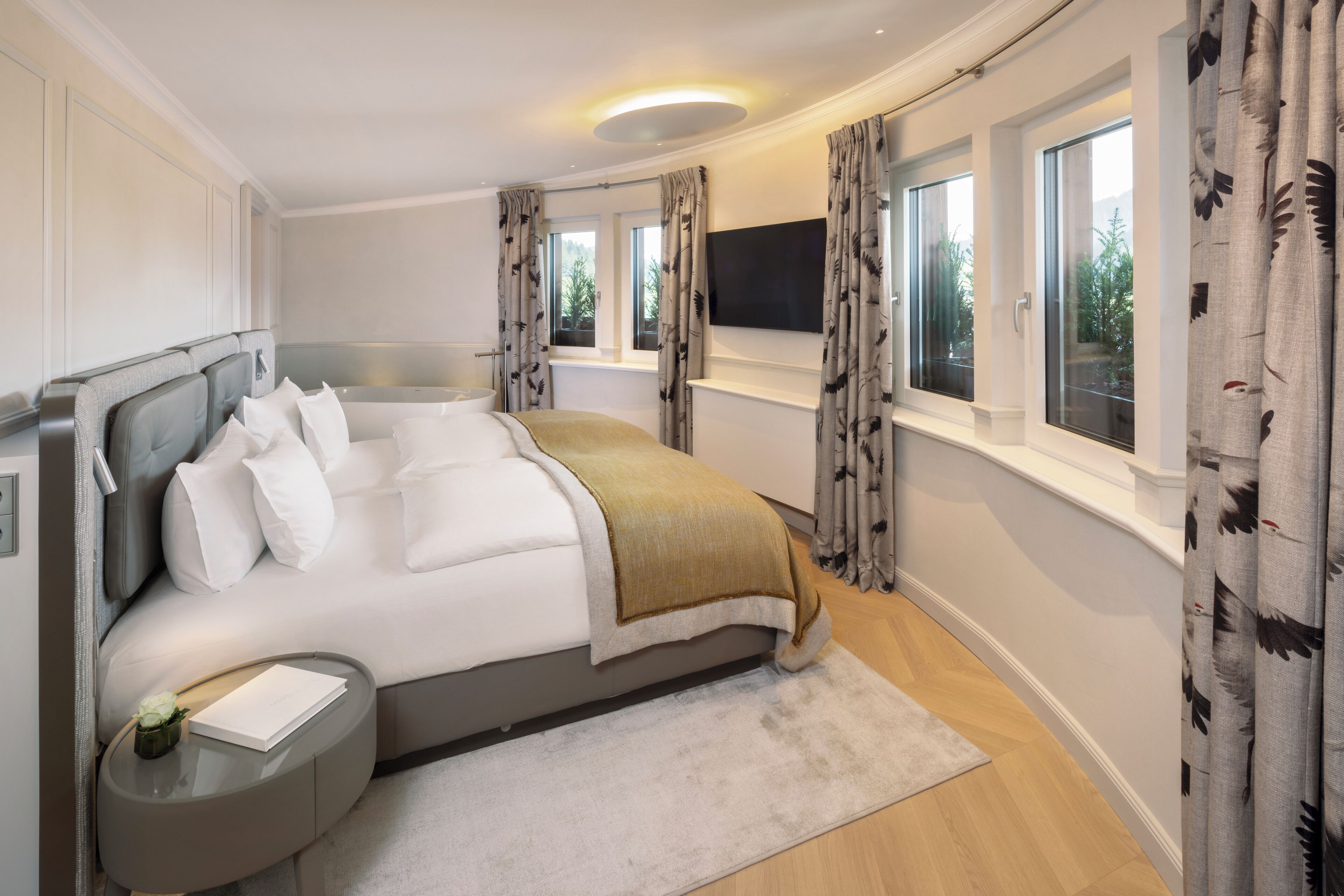 Double Room (Apartment Penthouse V) | Premium bedding, down comforters, minibar, in-room safe