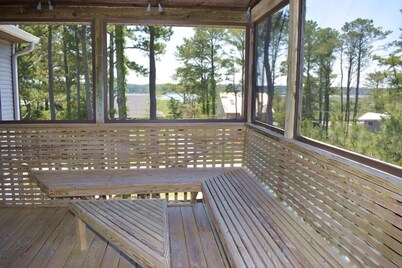 Treehouse- Fire Pit, Basketball Court, Bikes, Kayaks & Casita w/ Game Room