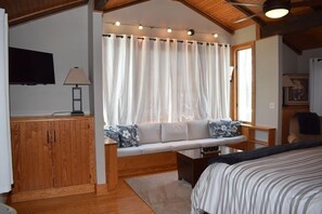 5 bedrooms, free WiFi