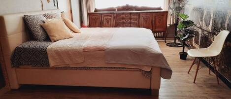 5 Schlafzimmer, Bügeleisen/Bügelbrett, WLAN, Bettwäsche