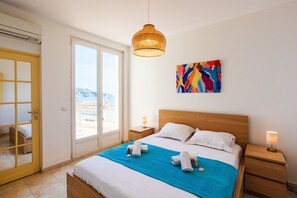2 bedrooms, iron/ironing board, free WiFi, bed sheets - LA MALMAISON II AP4315 By Riviera Holiday Homes (Villefranche-sur-Mer)