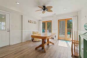 Interior - Cooper's Retreat: Private Pool, Hot Tub, 1200 Ft to Beach Access (Corolla)