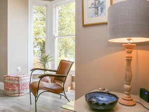 冰箱、洗碗机、电热水壶、烤面包机