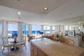 Interior - Stunning Cliffside Condo | Oceanfront (Solana Beach)