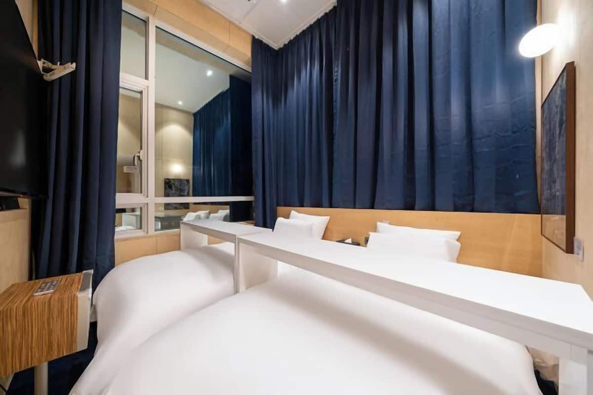 Premium bedding, free WiFi, bed sheets