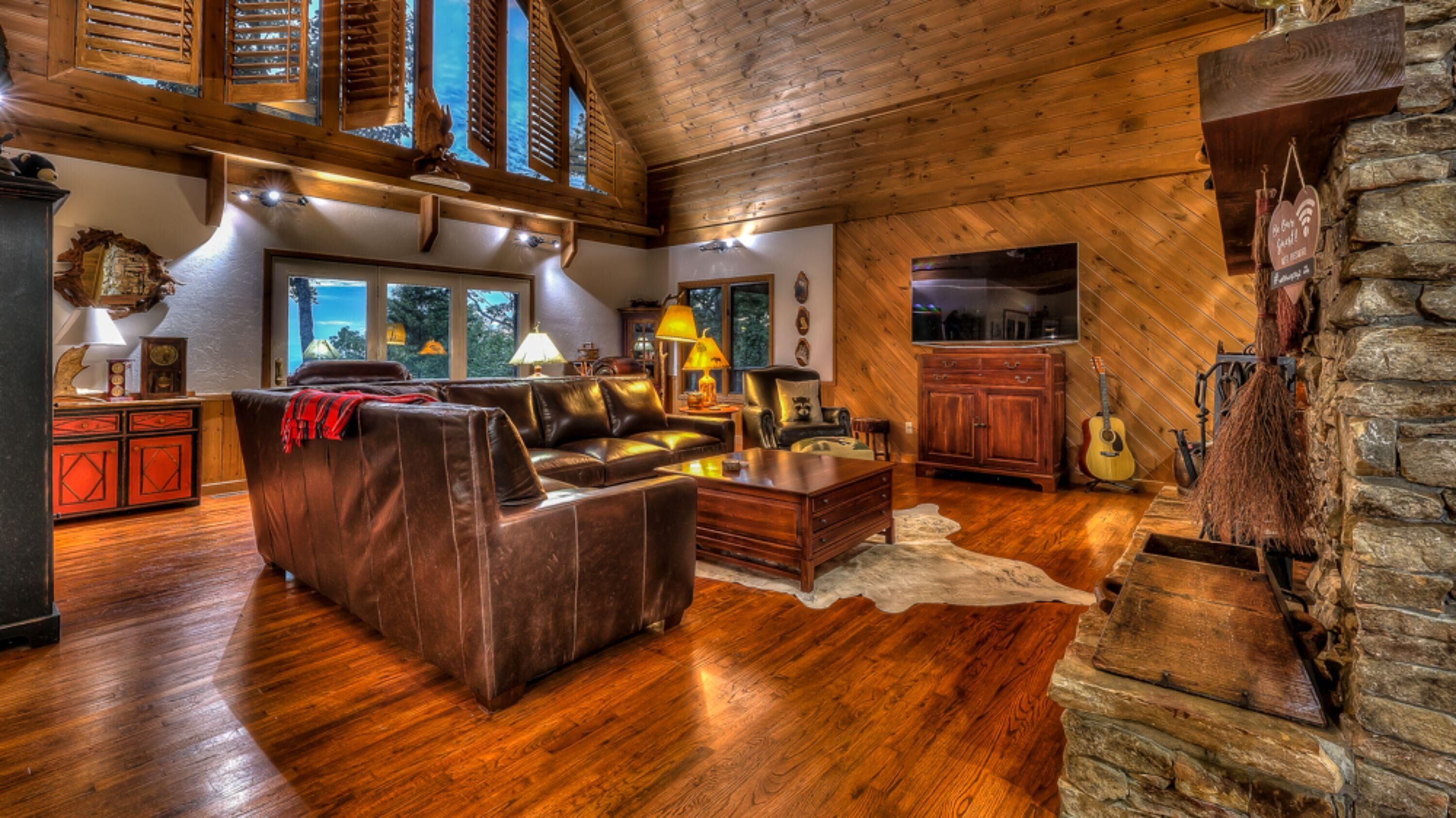 Cabin, 4 Bedrooms | Living room