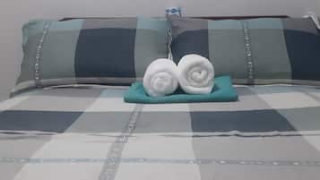 1 bedroom, in-room safe, WiFi, bed sheets