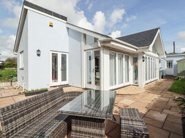 Cottage | Front of property