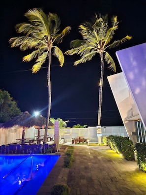 Appartement Tradition | Piscine | Piscine extérieure, cabanons gratuits, parasols de plage