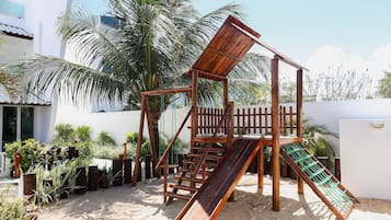 Premium Apartment | Children's area