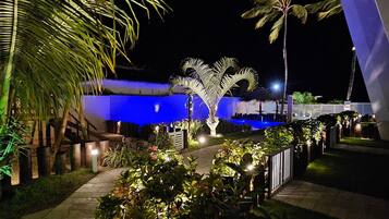 Traditional Apartment | Property grounds