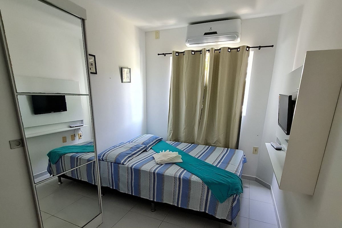 ET09H - Flat 101 324939125 FLAT 101 TERREO COM VISTA JARDIM | Hypo-allergenic bedding, free WiFi, bed sheets