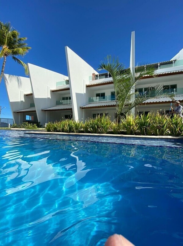 ET09H - Flat 101 324939125 FLAT 101 TERREO COM VISTA JARDIM | 수영장 | 야외 수영장, 08:00 ~ 22:00 오픈, 무료 카바나, 수영장 파라솔