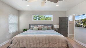 5 多间卧室、熨斗/熨衣板、免费 WiFi、床单