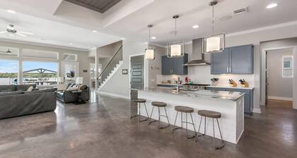 Bud Bliss Retreat | Luxury Waterfront Home | Pool | Concierge Services