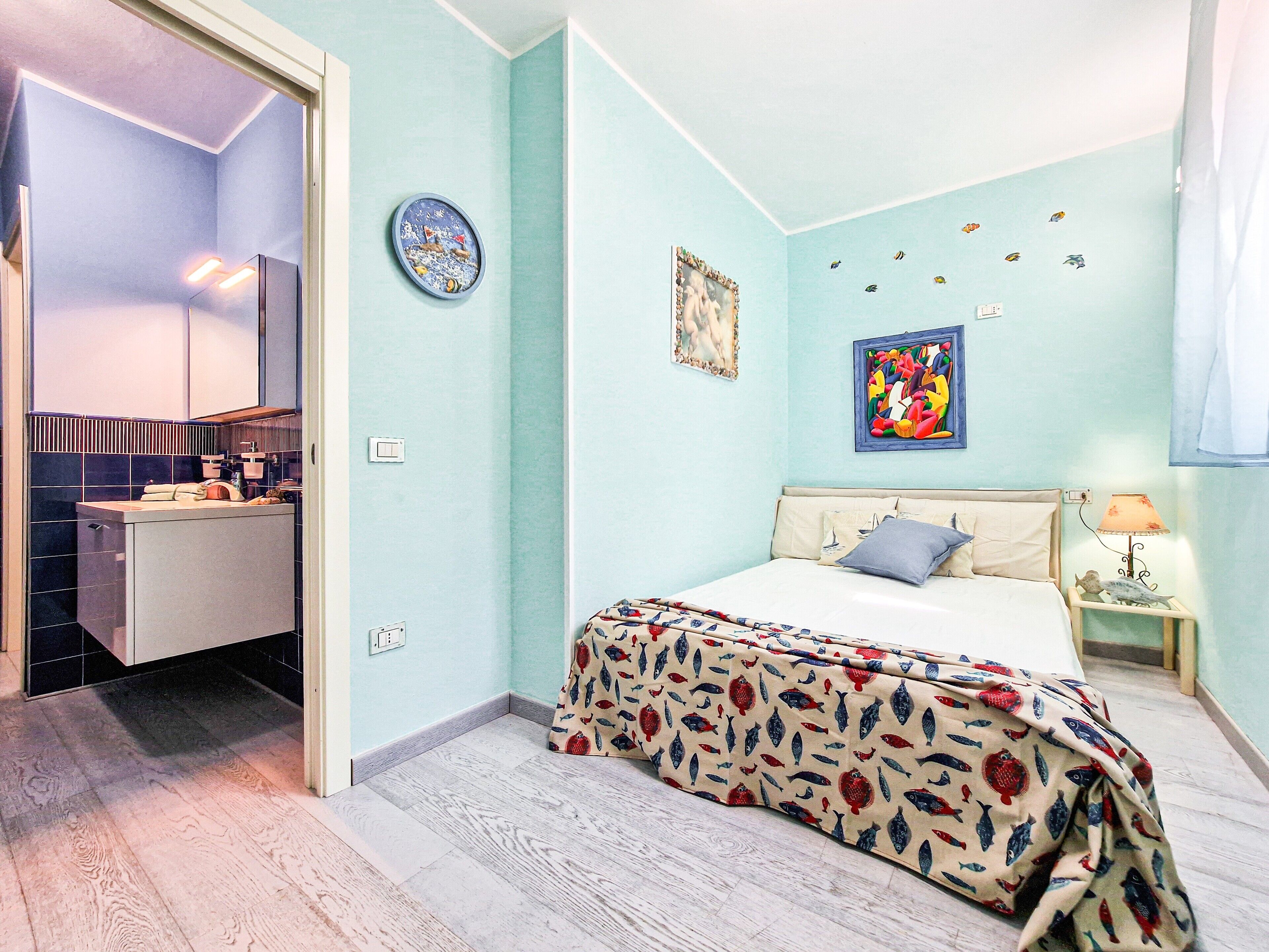 4 camere, Wi-Fi gratuito, lenzuola