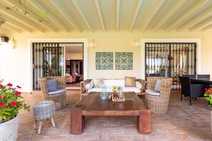 Interior - 'Luxury Villa Larios Torrequebrada' with Sea View, Pool & Wi-Fi (Benalmádena)