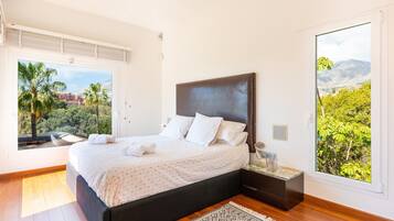 5 Schlafzimmer, Bügeleisen/Bügelbrett, kostenloses WLAN, Bettwäsche