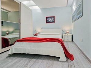 1 camera, Wi-Fi gratuito, lenzuola