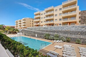 A heated pool - Holiday Home Palmar D10 with Shared Pool, Balcony and Wi-Fi (Palm-Mar)