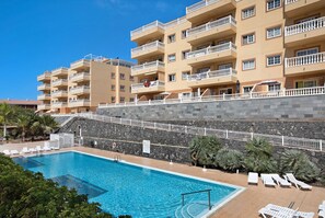 A heated pool - Holiday Home Palmar D10 with Shared Pool, Balcony & Wi-Fi (Palm-Mar)