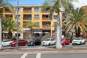 Exterior - Holiday Home Palmar D10 with Shared Pool, Balcony and Wi-Fi (Palm-Mar)