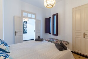 3 habitaciones, tabla de planchar con plancha y wifi gratis 