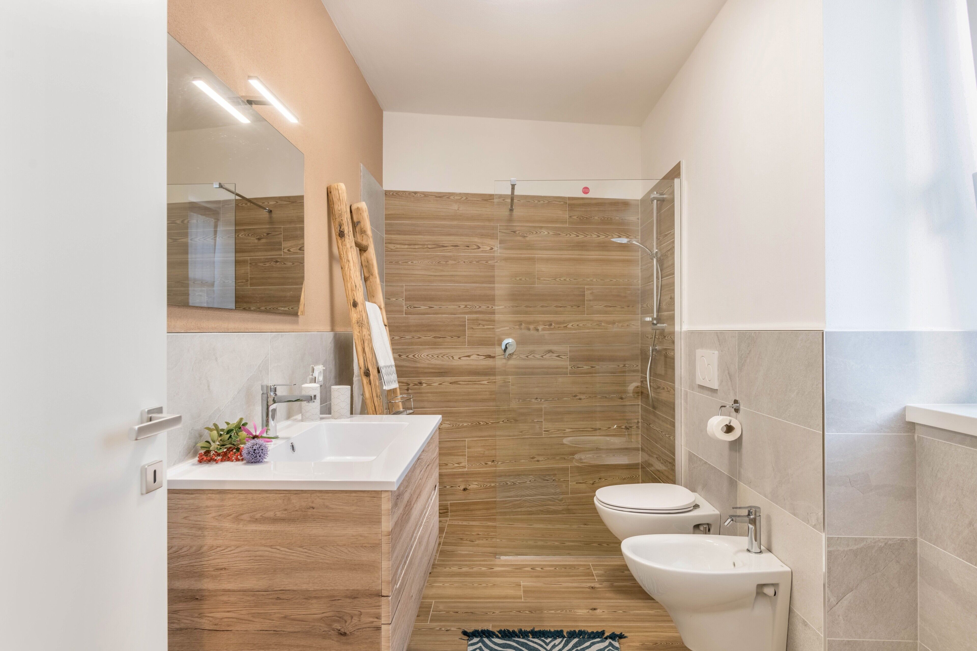 淋浴設備、風筒、提供毛巾