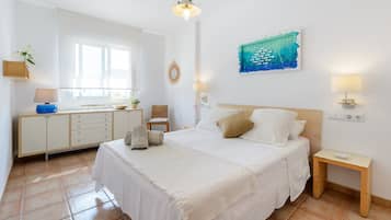 2 Schlafzimmer, Bügeleisen/Bügelbrett, kostenloses WLAN, Bettwäsche