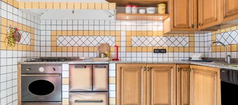 Pet-Friendly Holiday Apartment Casa Relax Giardino with Lake View & Wi-Fi