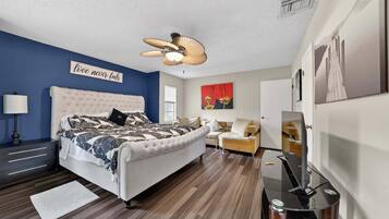 House, 2 Bedrooms | 2 bedrooms, laptop workspace, iron/ironing board, cots/infant beds