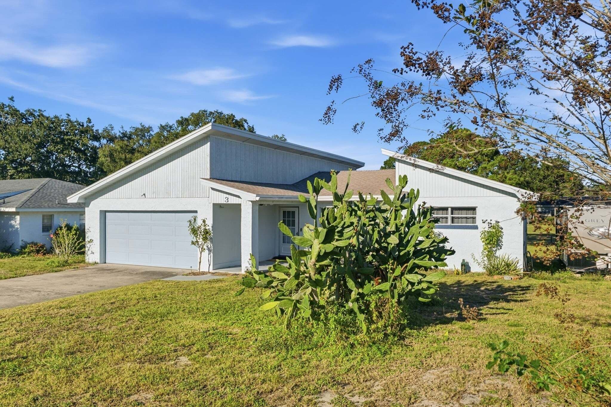 House, 2 Bedrooms | Exterior