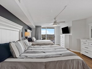 3 bedrooms, desk, iron/ironing board, free WiFi