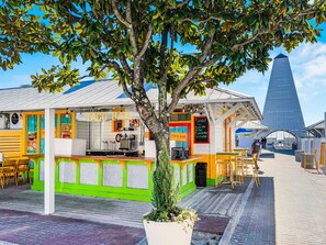 Condo, 1 Bedroom | Outdoor dining