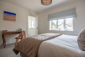 4 bedrooms, iron/ironing board, Internet, bed sheets - Sandpiper House, Ingoldisthorpe, Norfolk (Ingoldisthorpe)