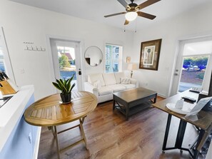 Maison, 1 chambre | Restauration