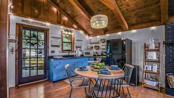 Cabane, 1 chambre | Restauration