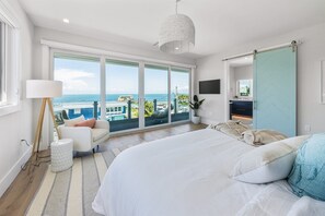 4 bedrooms, desk, iron/ironing board, free WiFi