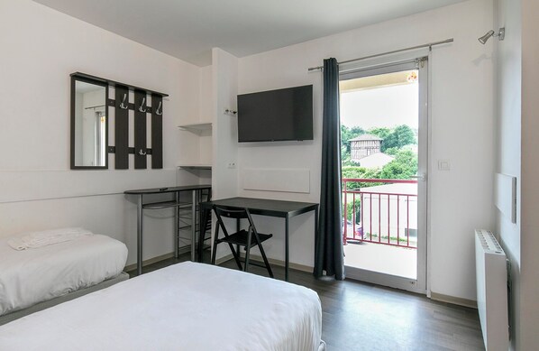 1 chambre, espace de travail pour ordinateur portable, Wi-Fi gratuit