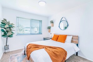 3 Schlafzimmer, Schreibtisch, Bügeleisen/Bügelbrett, kostenloses WLAN