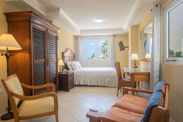 1 habitación, tabla de planchar con plancha, wifi gratis y ropa de cama 